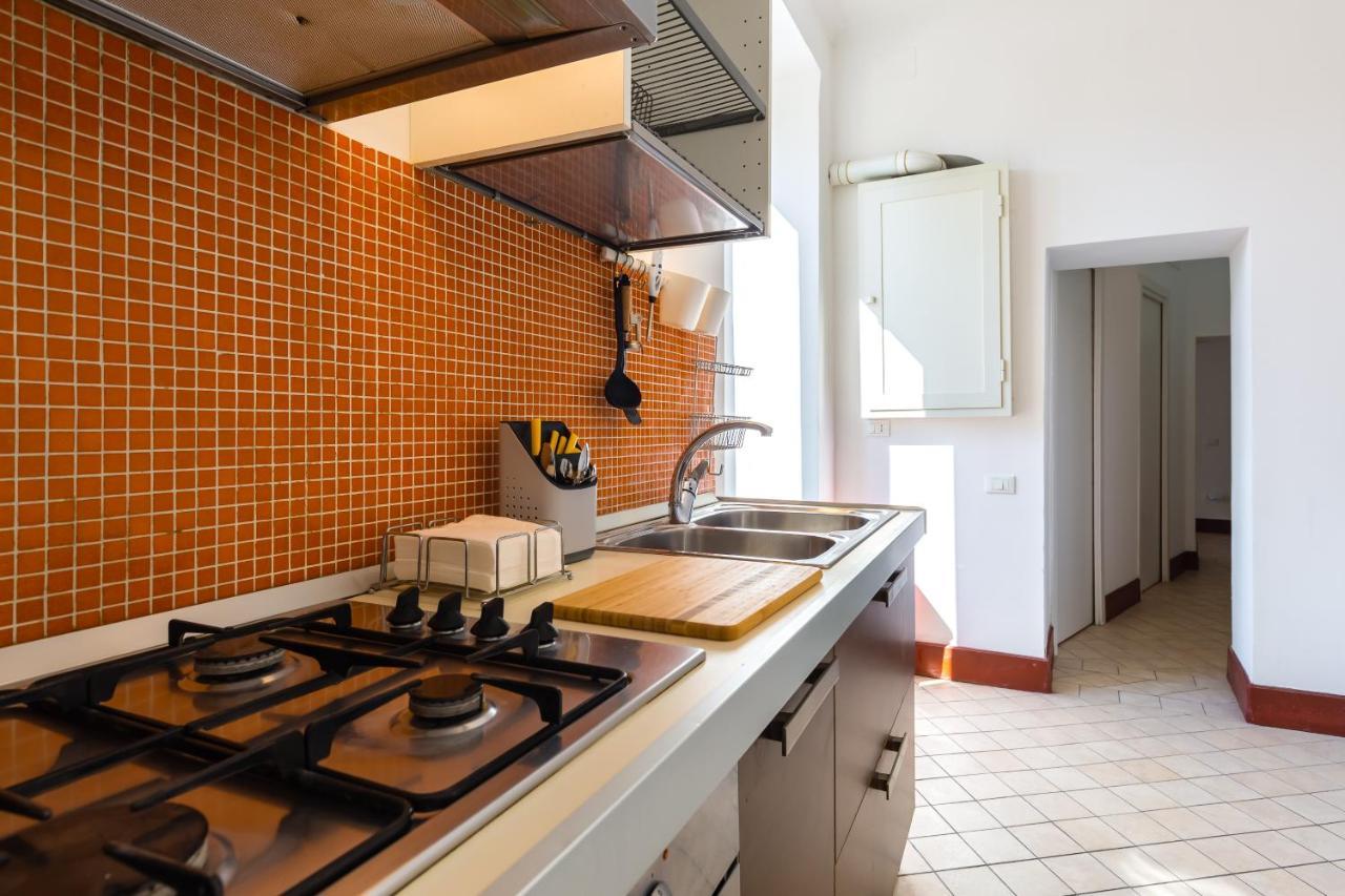Lopez 20 A Big Family Apartment By Napoliapartments Exterior foto