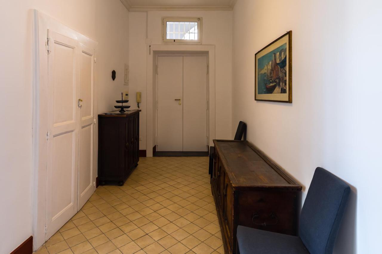 Lopez 20 A Big Family Apartment By Napoliapartments Exterior foto