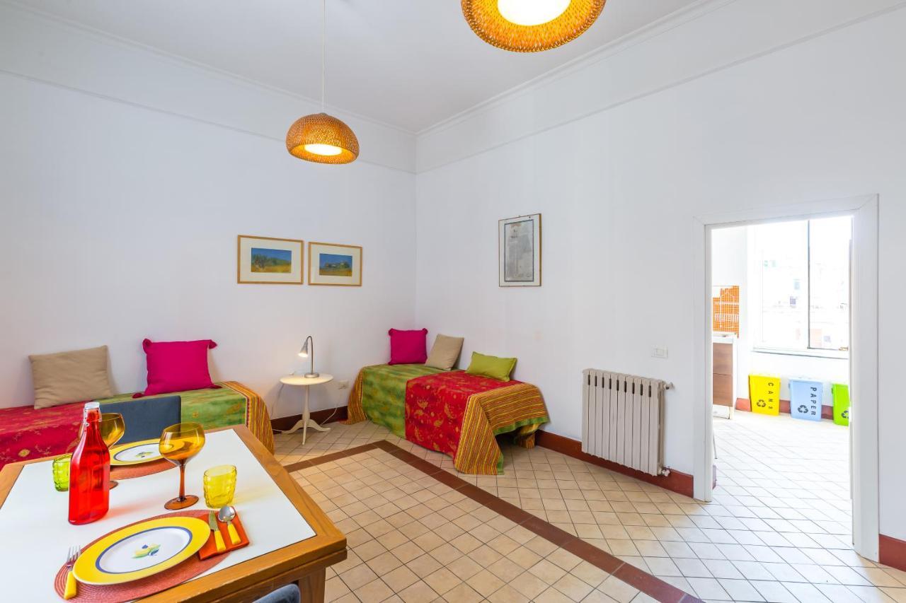 Lopez 20 A Big Family Apartment By Napoliapartments Exterior foto
